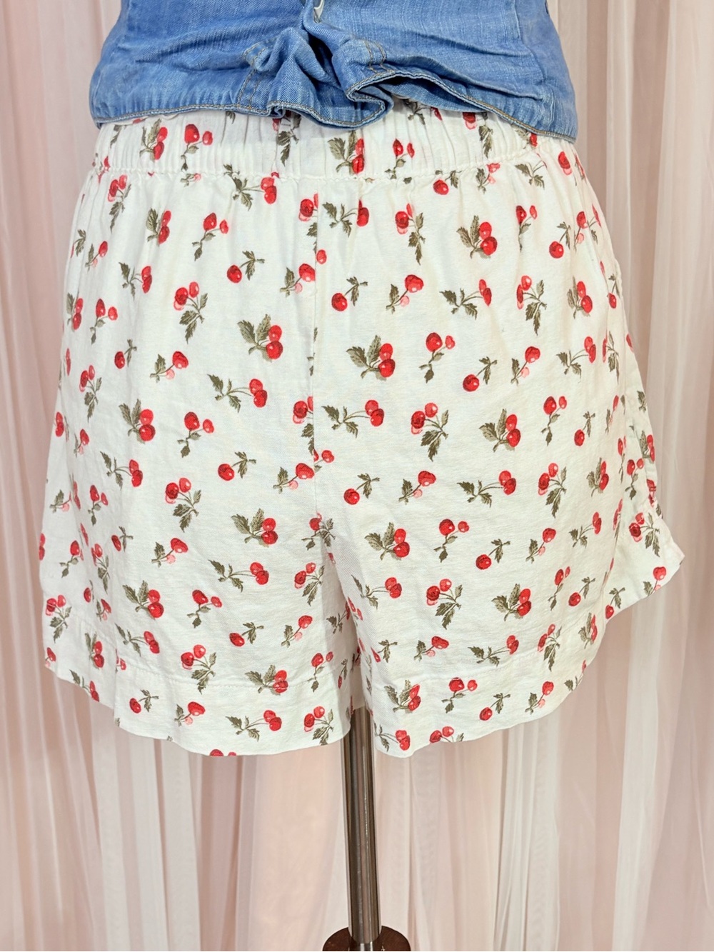Abercrombie & Fitch White Shorts with Red Cherry Print